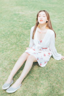 女孩输了让对方随便处理自己